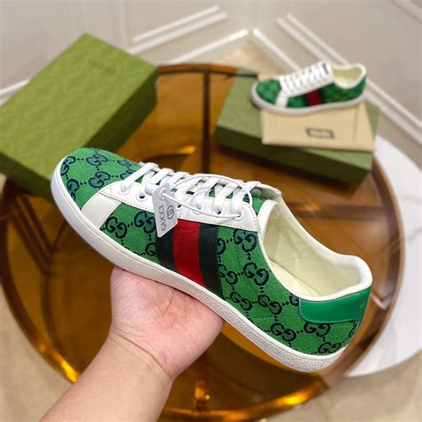 gucci blumen sneaker|Gucci sneakers men 2021.